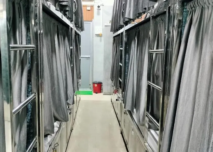 Star Dormitory Mumbai